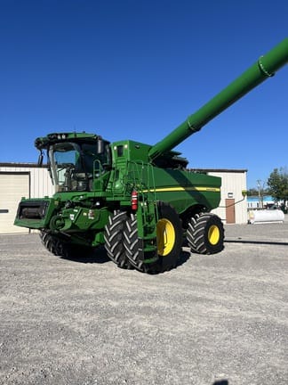 2024 John Deere S790 Equipment Image0