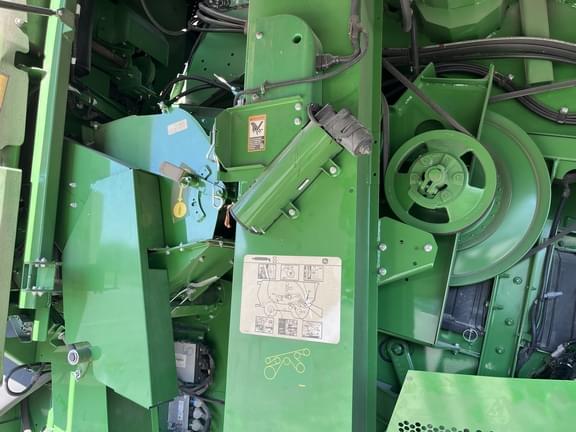 Image of John Deere S790 equipment image 3