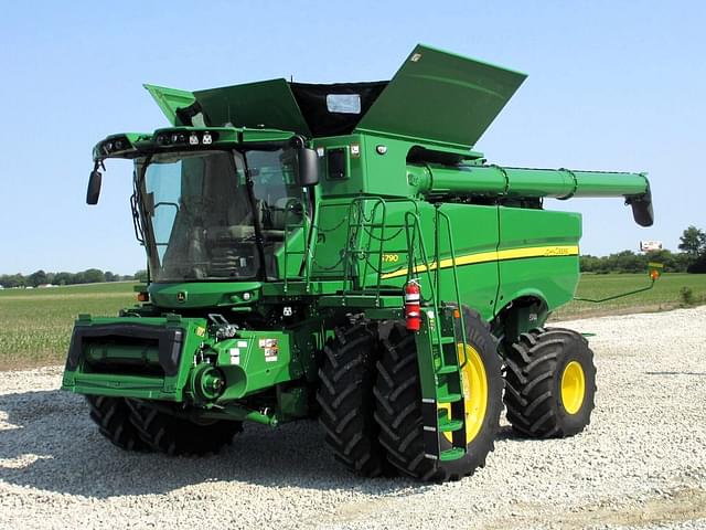 Image of John Deere S790 equipment image 4