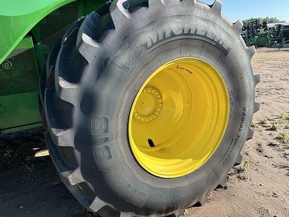 Image of John Deere S790 equipment image 2