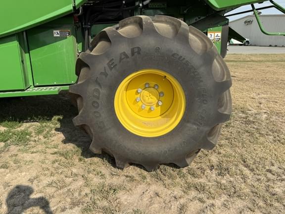 Image of John Deere S790 equipment image 3