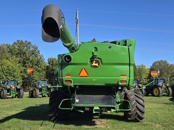 Image of John Deere S790 equipment image 2
