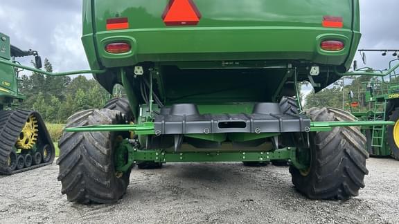 Image of John Deere S790 equipment image 4