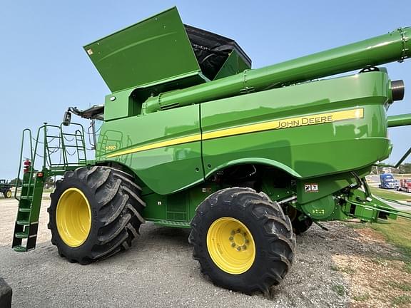 Image of John Deere S790 equipment image 2