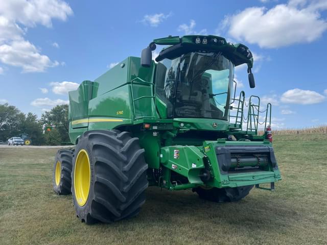 Image of John Deere S790 equipment image 3