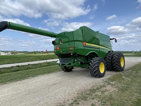 Image of John Deere S790 equipment image 4