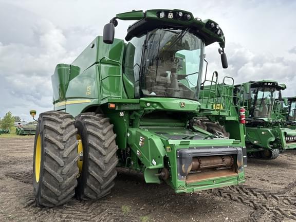 Image of John Deere S790 Primary image
