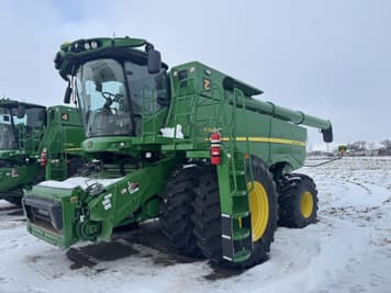 Main image John Deere S790