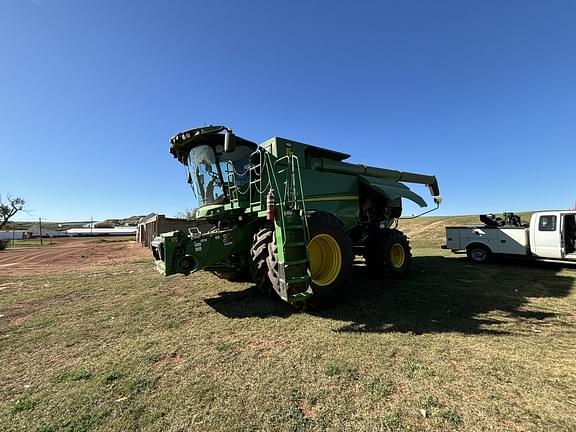 Image of John Deere S790 Image 1