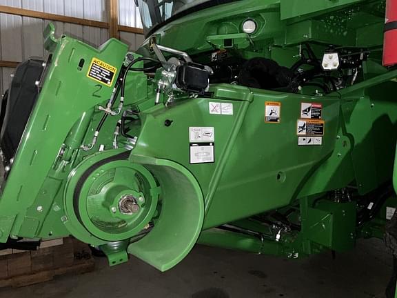 Image of John Deere S790 equipment image 4