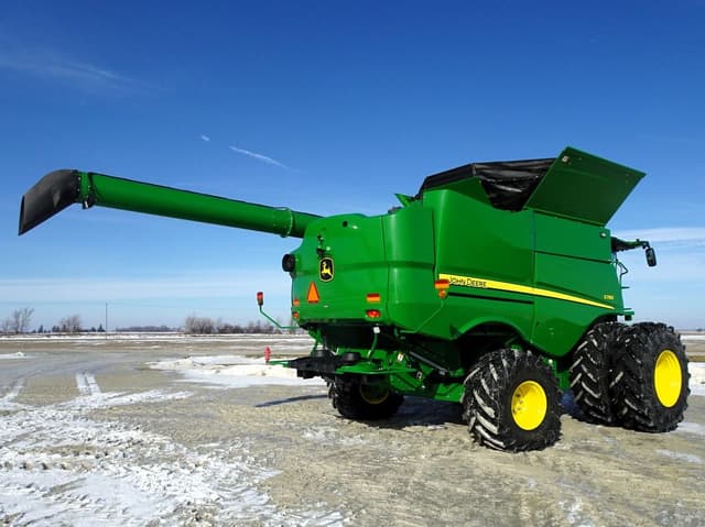 Image of John Deere S790 equipment image 3