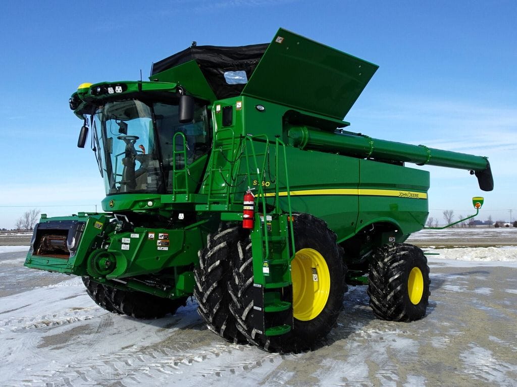 2024 John Deere S790 Equipment Image0