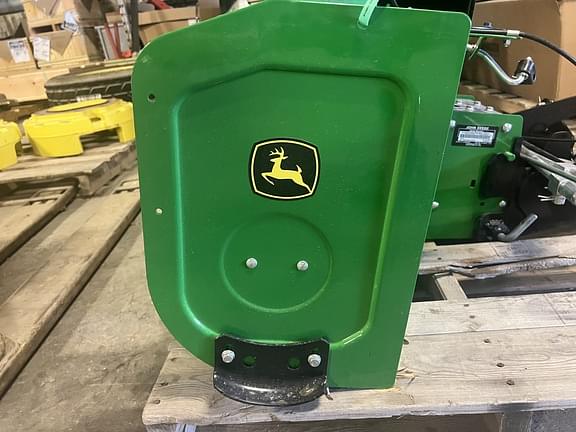 Image of John Deere 44" Snowblower equipment image 3