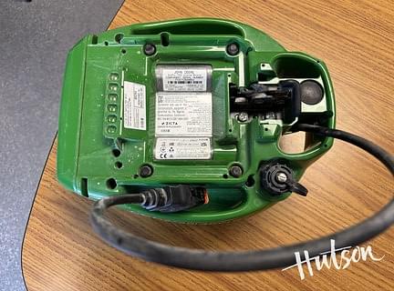 Image of John Deere StarFire 7000 equipment image 3