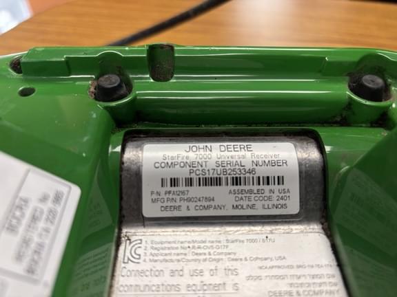 Image of John Deere StarFire 7000 equipment image 4