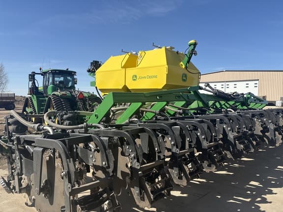 Image of John Deere ST16 equipment image 4