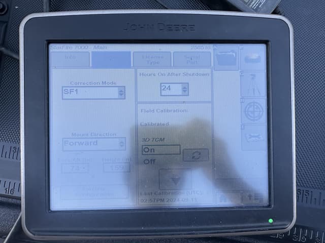 Image of John Deere StarFire 7000 equipment image 3