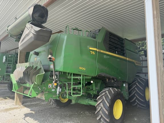 Image of John Deere T6 800 equipment image 3