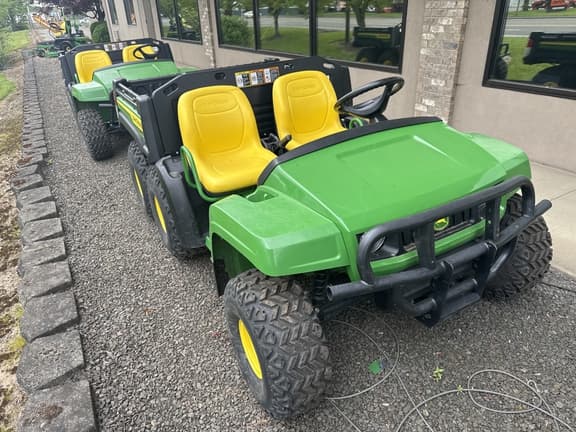 Image of John Deere Gator TH 6x4 equipment image 3