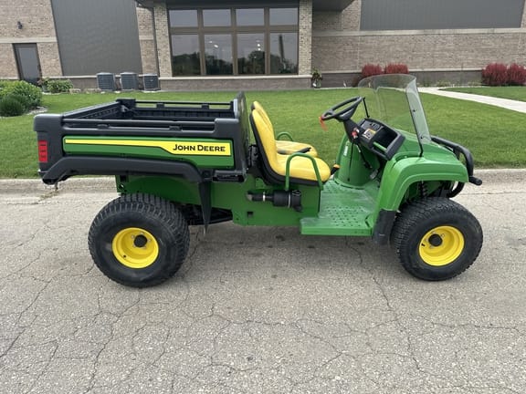 2024 John Deere Gator TX 4x2 Equipment Image0