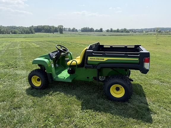 Image of John Deere Gator TX 4x2 equipment image 3