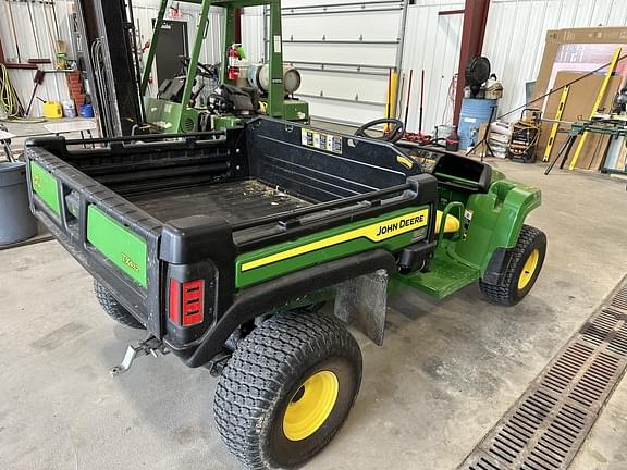 Image of John Deere Gator TX 4x2 equipment image 4