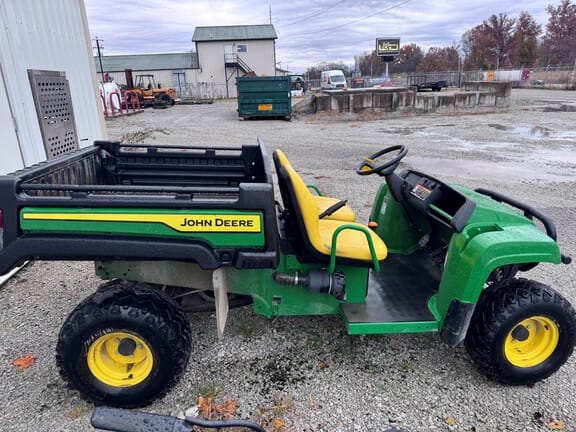 Main image John Deere Gator TX 4x2