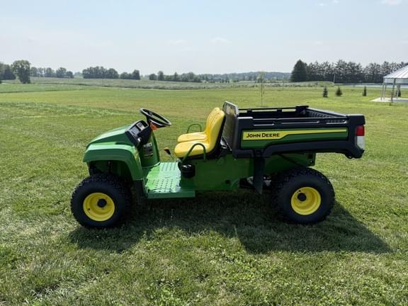 Image of John Deere Gator TX 4x2 equipment image 2