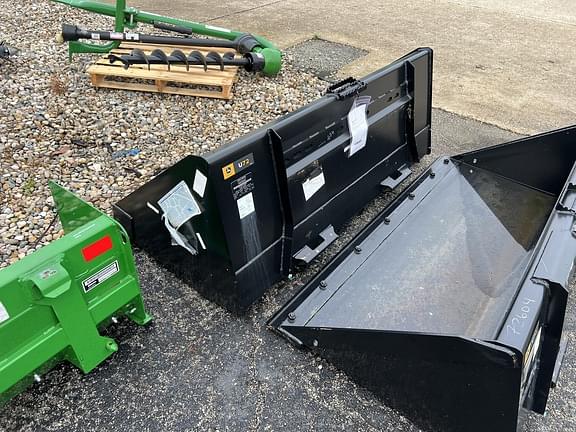 Image of John Deere Worksite Pro U72 equipment image 3