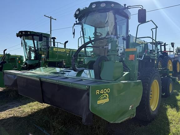 Image of John Deere W200M equipment image 1