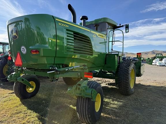 Image of John Deere W200M equipment image 3