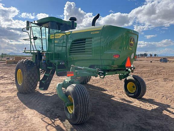 Image of John Deere W235M equipment image 2