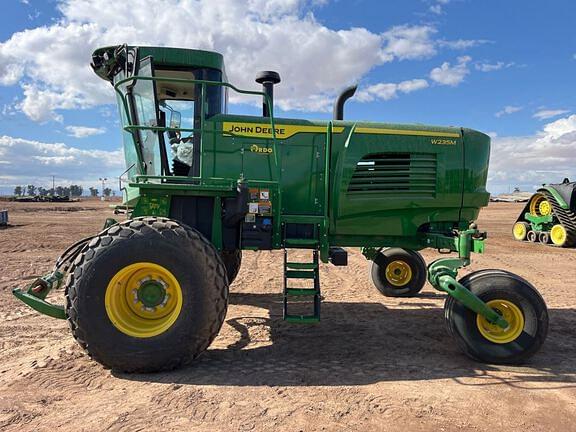 Image of John Deere W235M equipment image 1