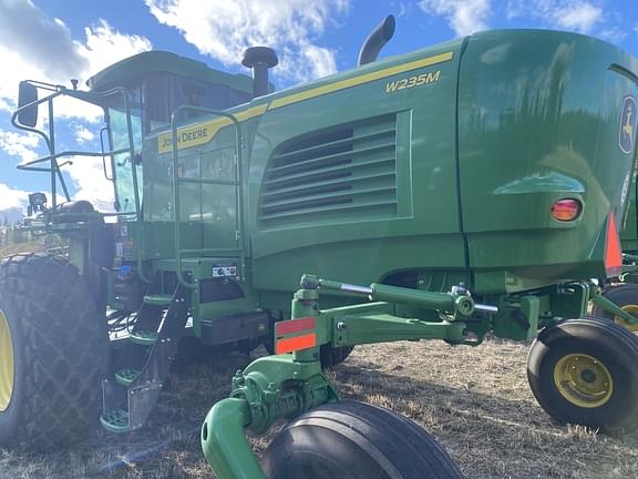 Image of John Deere W235M equipment image 1
