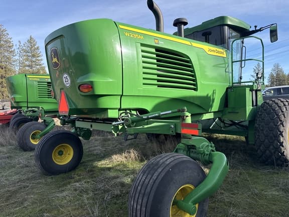 Image of John Deere W235M equipment image 2
