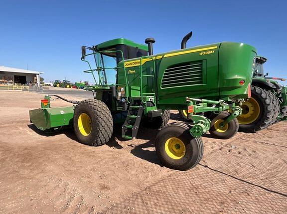 Image of John Deere W235M equipment image 2