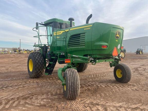 Image of John Deere W235M equipment image 4