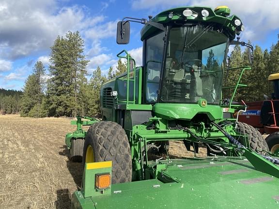 Image of John Deere W235M equipment image 3