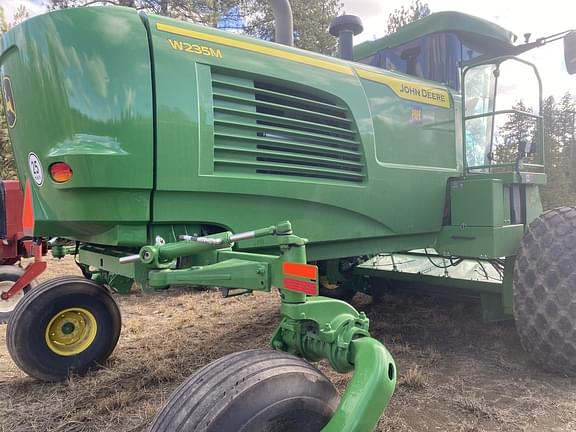 Image of John Deere W235M equipment image 2