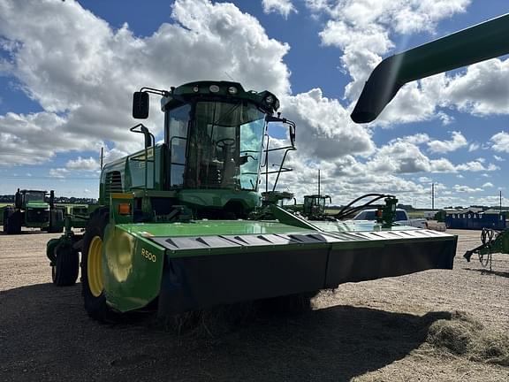 Image of John Deere W235M equipment image 2