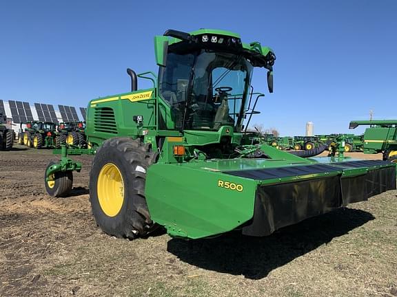 Image of John Deere W235R equipment image 3