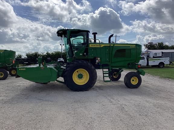 Image of John Deere W235R Primary image