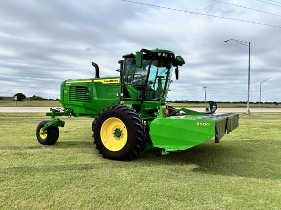 Image of John Deere W235R equipment image 2