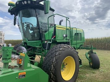 Main image John Deere W235R