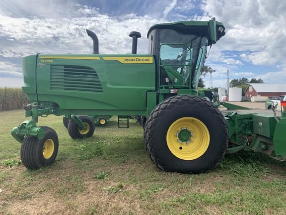 Image of John Deere W235R equipment image 2