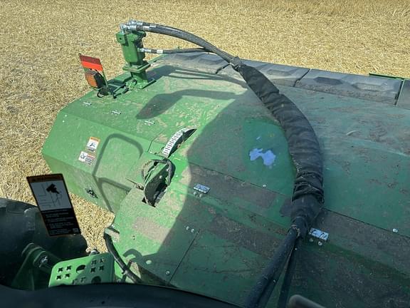 Image of John Deere W235R equipment image 1