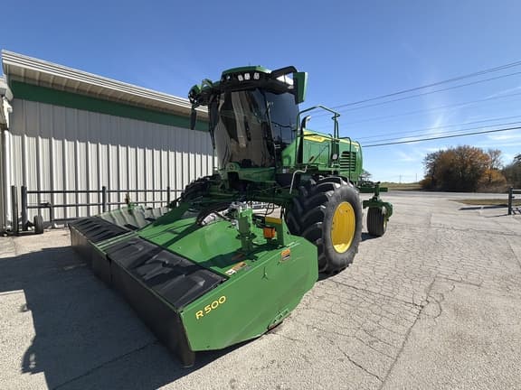 Image of John Deere W235R equipment image 2