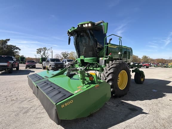 Image of John Deere W235R equipment image 4