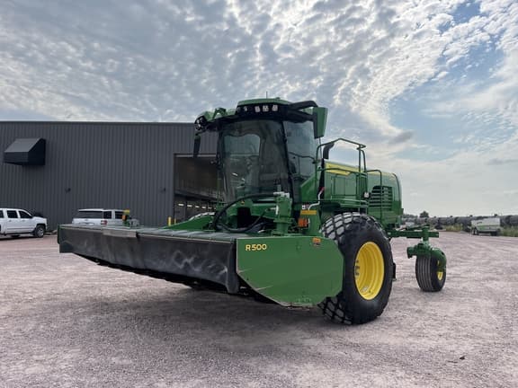 Image of John Deere W235R equipment image 2