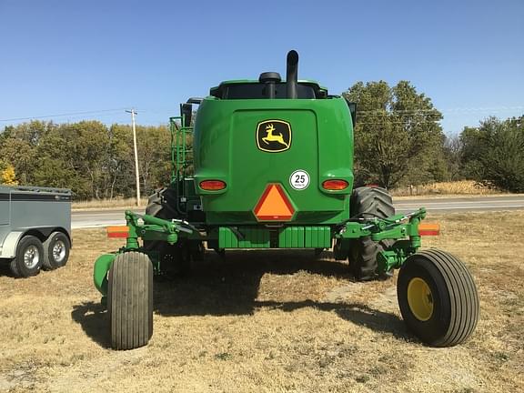 Image of John Deere W235R equipment image 4